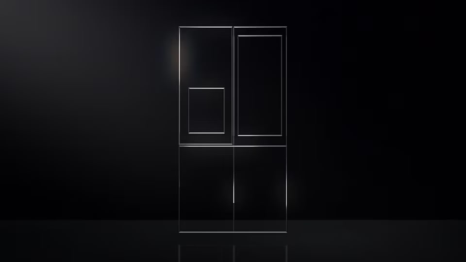 Thin silver color outline that indicates product appearance of LG SIGNATURE Refrigerator.