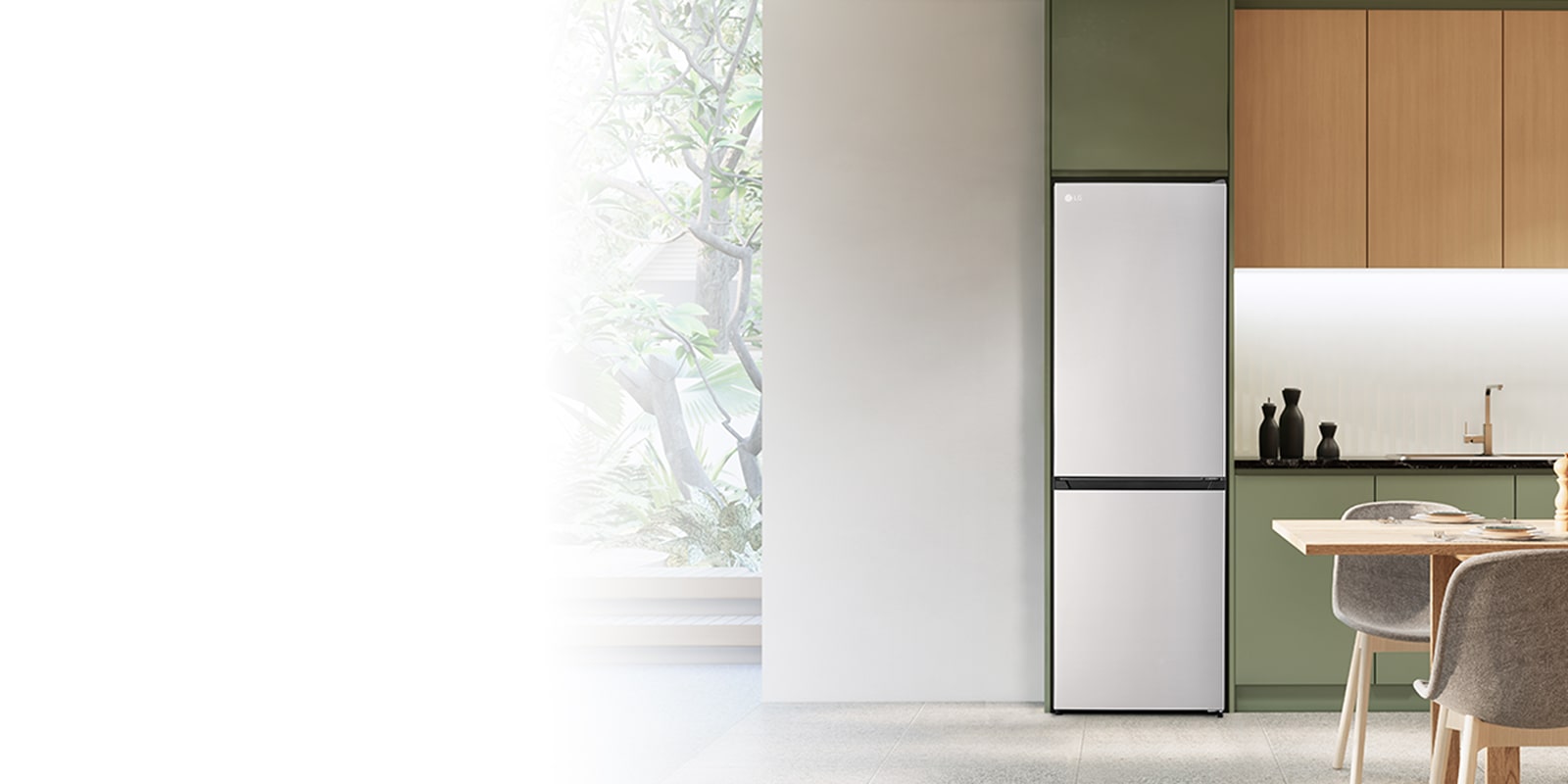 Interiørbilde som viser kjøleskapet