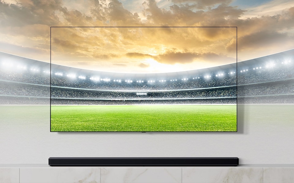 Oglądanie meczu w domu jest łatwe dzięki telewizorowi LG i zestawowi soundbar.