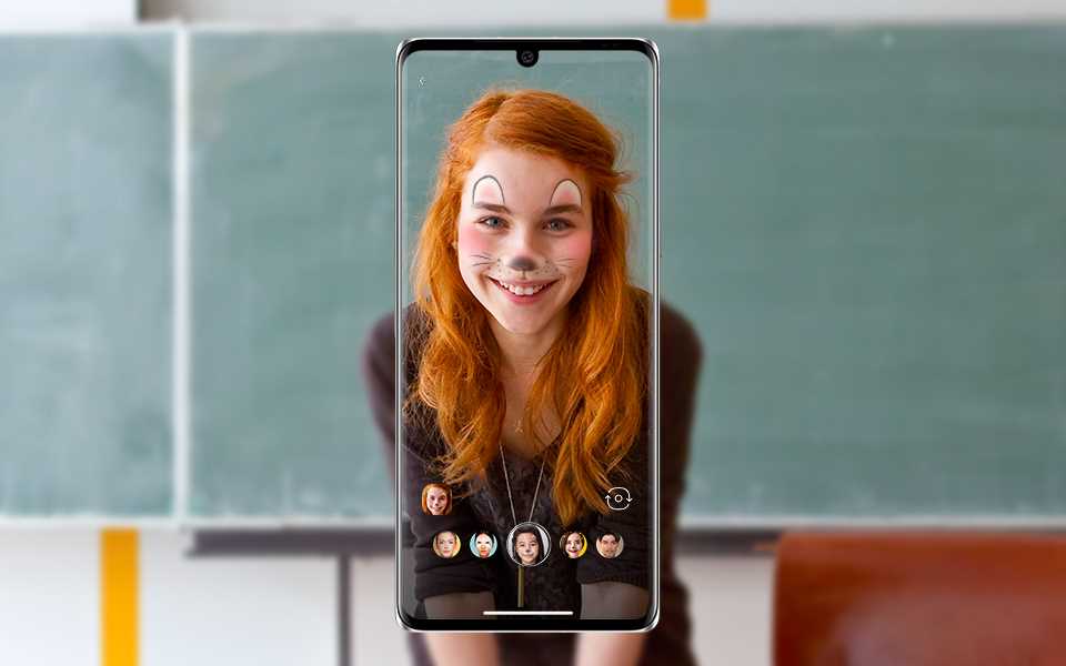 A girl with face stickers made with the LG VELVET's 3D mesh technology