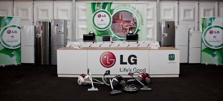Бытовая техника LG в шатре “СелИнн”
