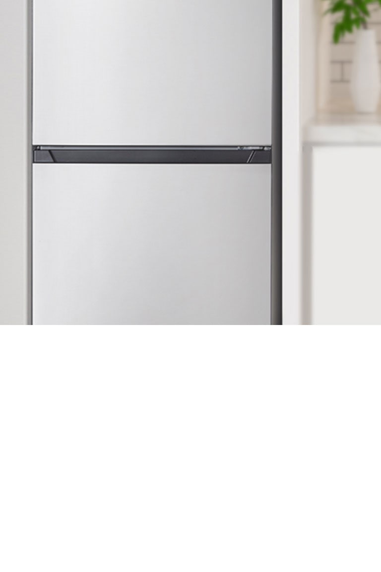 Interiörbild som visar kylskåpet