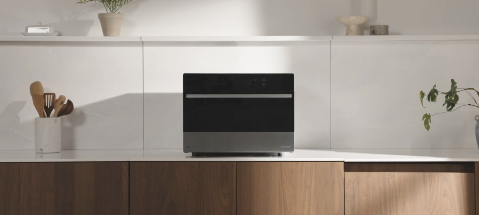 LG SolarDOM blends seamlessly into modern kitchens with a sleek and minimalist design.