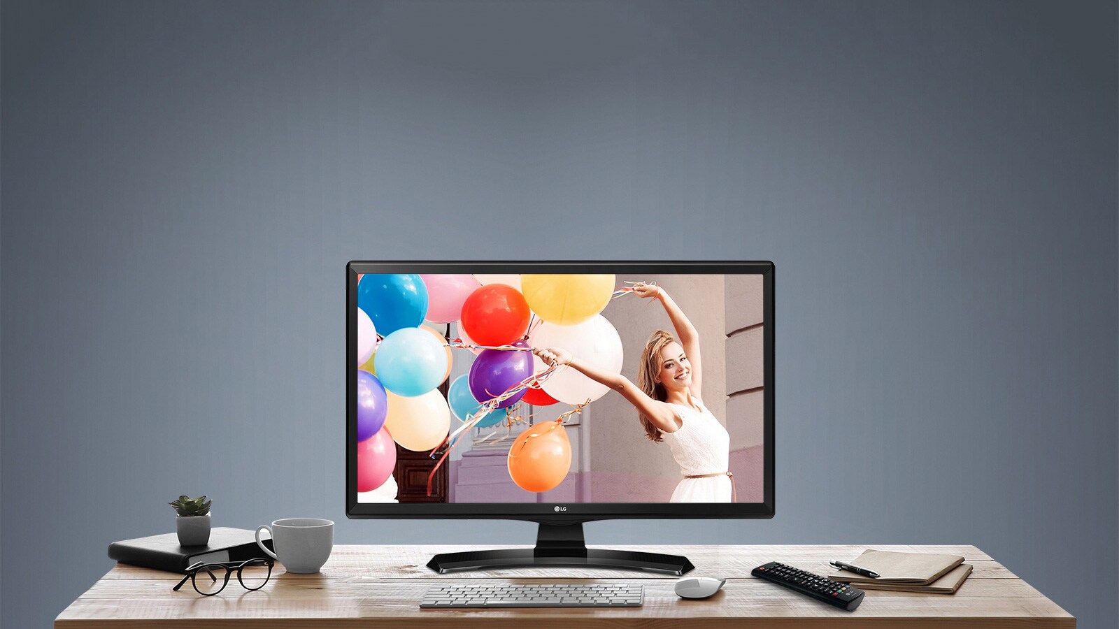 Enjoy both TV and Monitor together<br>1