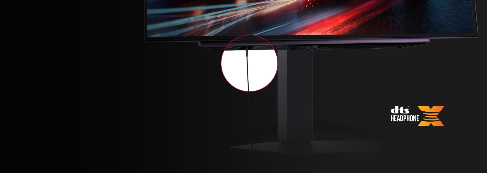 4-pole headphone out.