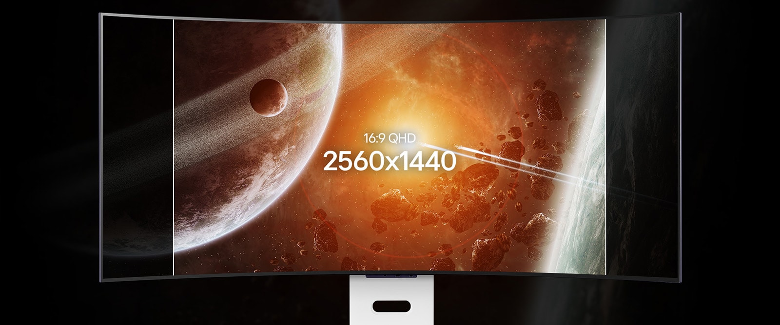 This animated monitor shows the display growing from QHD to WQHD.