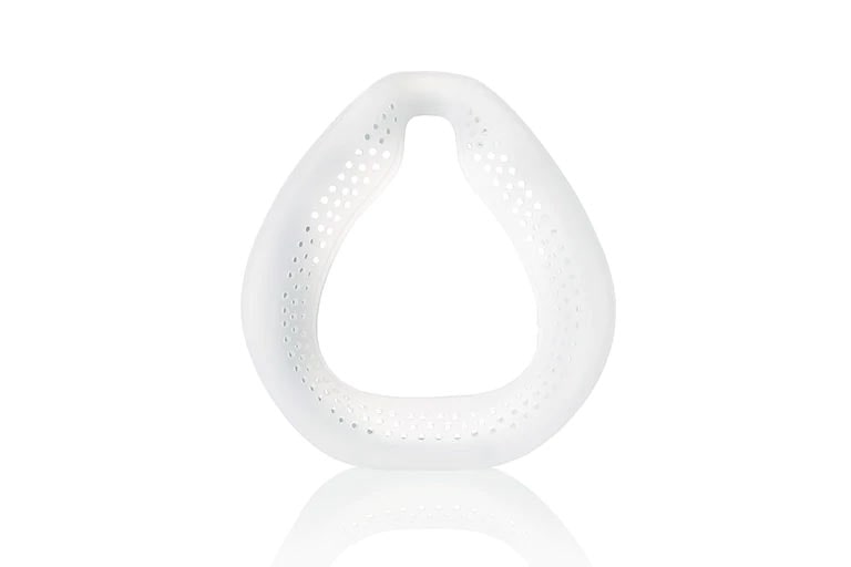 The front view of the face guard.