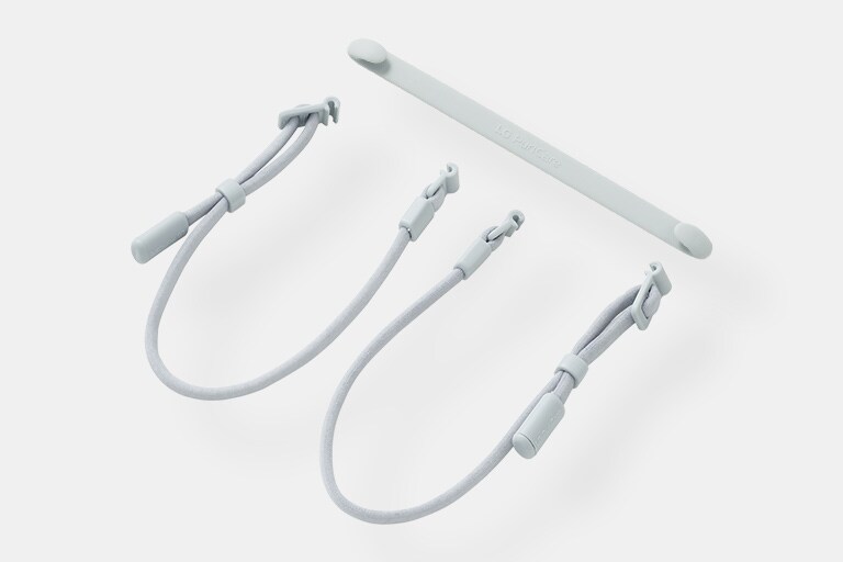 There is an elastic fabric band for a comfortable, stable fit.