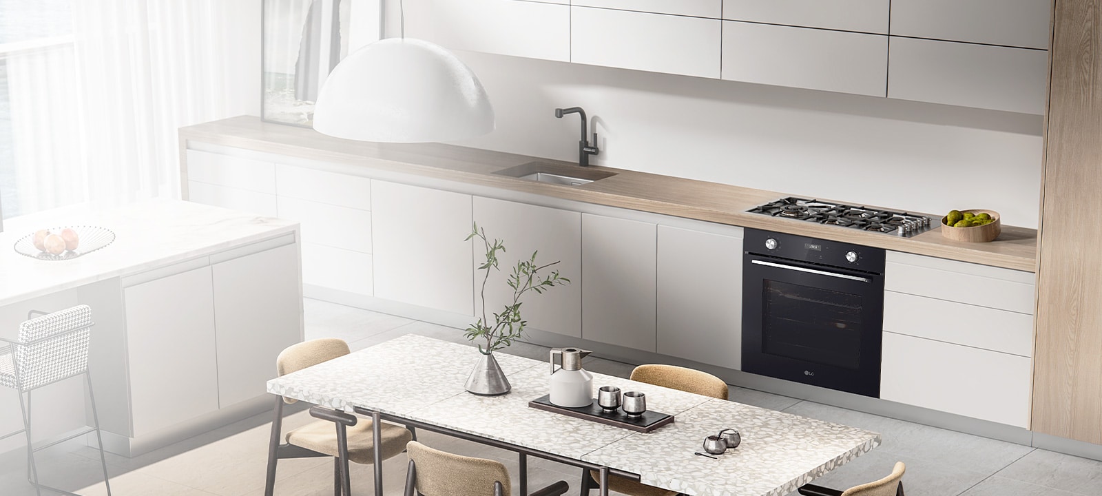 Make your kitchen comfortable <br>and professional with LG