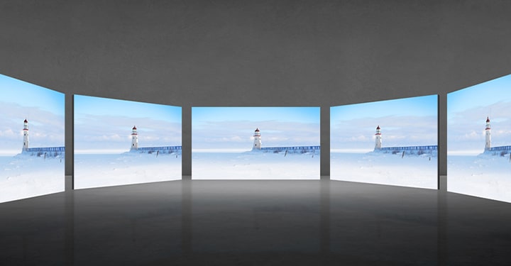 The same scene is being displayed on multiple screens set up at different angles, and each screen shows the same exact scene with accurate and consistent colors and no angle distortion.