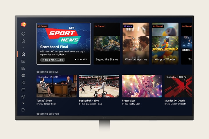 شاشة LG Smart Monitor تعرض صفحة webOS الرئيسية مع تطبيق LG Channels بين خدمات البث، وتعرض توصيات المحتوى، والرياضة، والألعاب، والموسيقى، وفئات المحور الرئيسي للمنزل، مما يسلط الضوء على التنقل بأسلوب التلفزيون الذكي وتجربة البث المدمجة