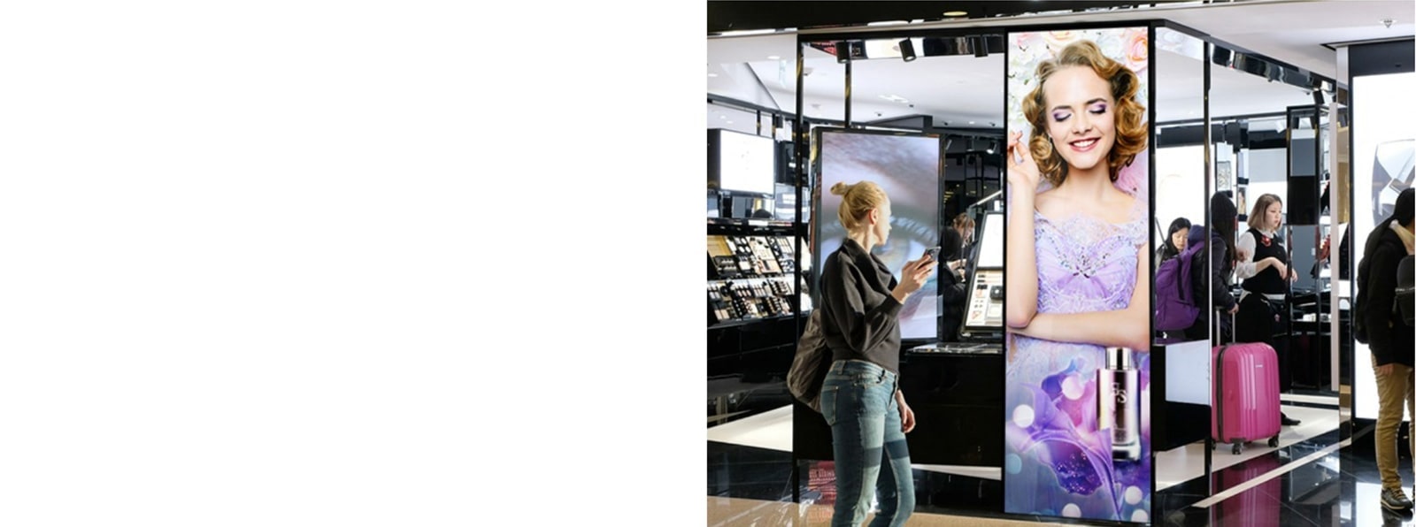 Duty-free shops, Cafeterias