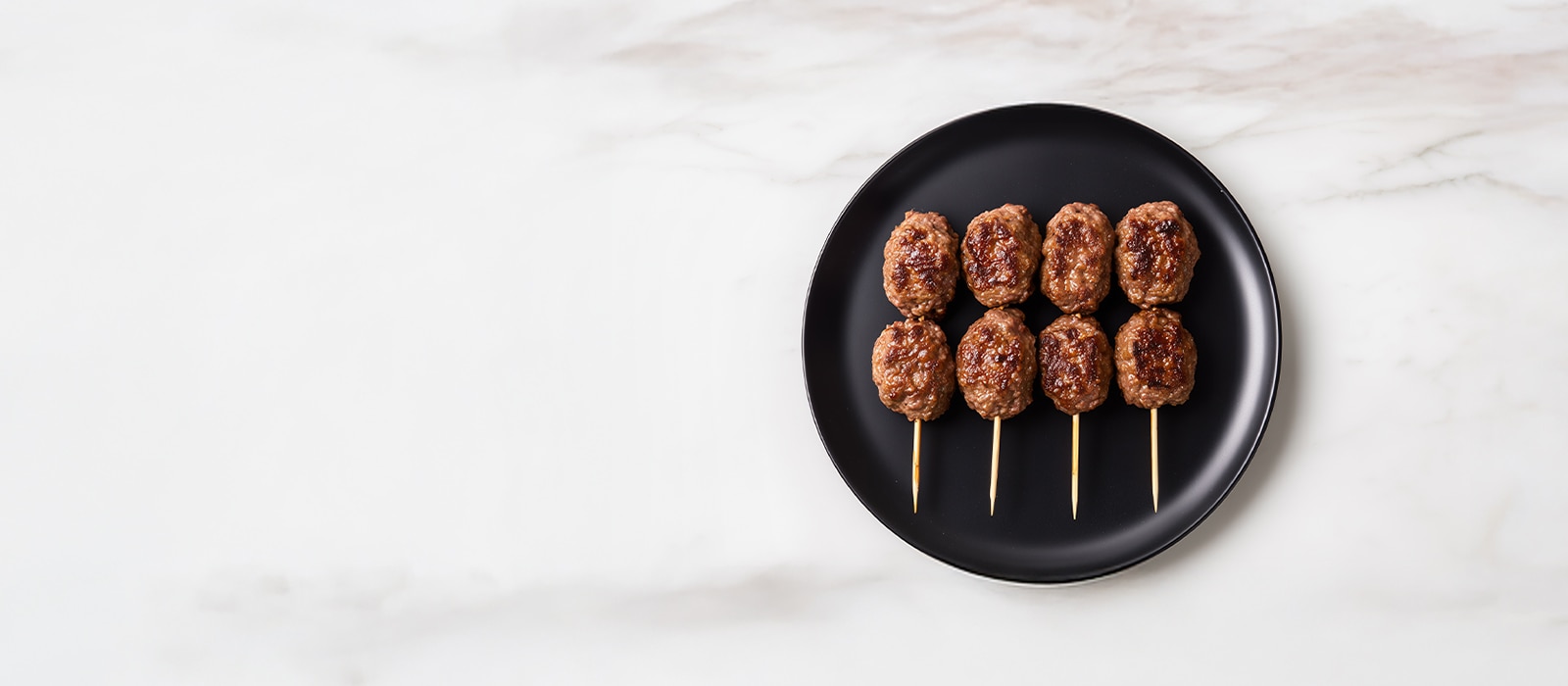 AI-generated image of a Kebab on tray dish.