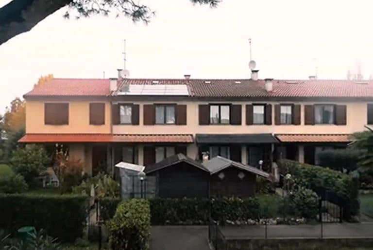 Video thumbnail showing Italy villa.