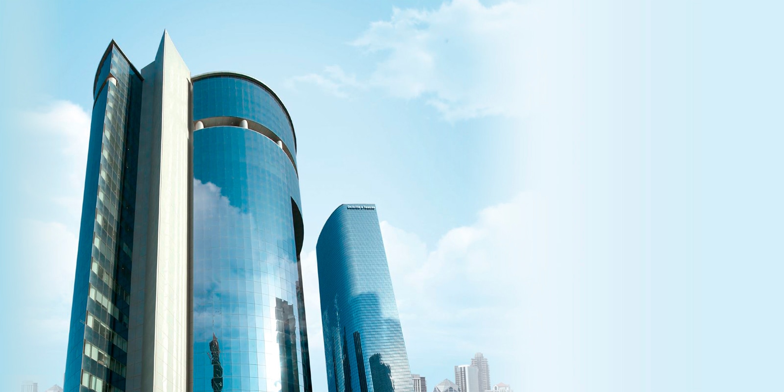 ae_gf_AlKhalijiBankTower_hero_001_1478064724741