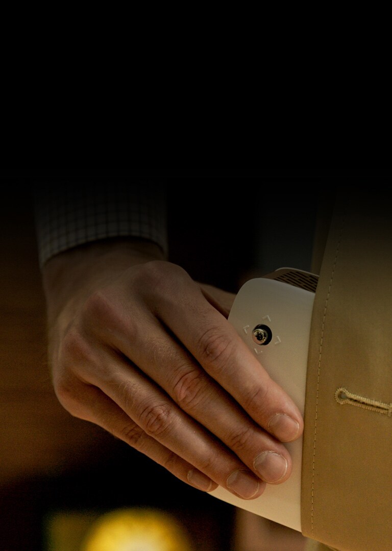 AE-EN_C_Projector_Pro_Hero_001_1477627893396