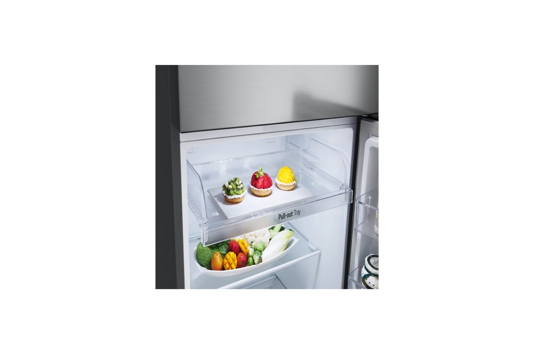 LG Top Mount Fridge with DoorCooling⁺™ for Even and Fast Cooling, detail view of pull-out tray, GN-B502PLGB, thumbnail 8