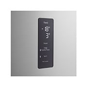 LG 612L Top Freezer Fridge with Smart Inverter Compressor, DoorCooling⁺™, LinearCooling™ and LG ThinQ, Silver, Detailed close-up of handle, LTB852PFBQ, thumbnail 5