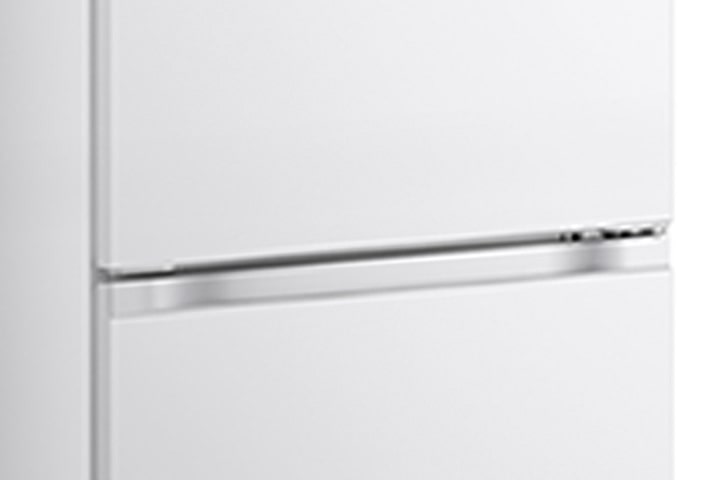 Close-up of square pocket handle with a sleek and minimal design.	