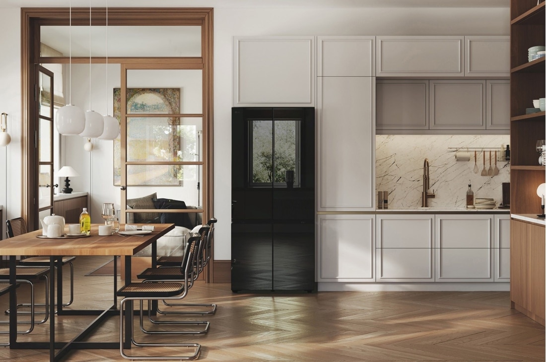 LG 619L Multi-door Refrigerator with LinearCooling™, DoorCooling+™, and FRESHConverter+™ in Black Glass, interior shot featuring LG multi door refrigerator, GR-B30FFGPB, thumbnail 7