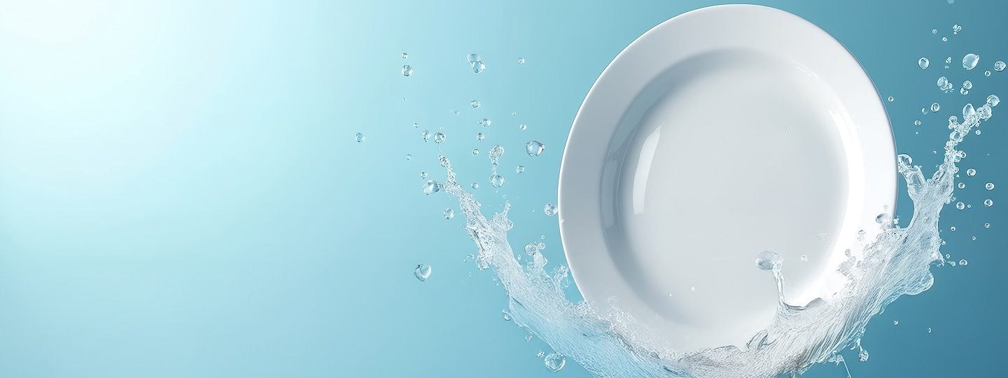 A white plate with splashing water to illustrate LG dishwashers' efficient cleaning using less water and energy
