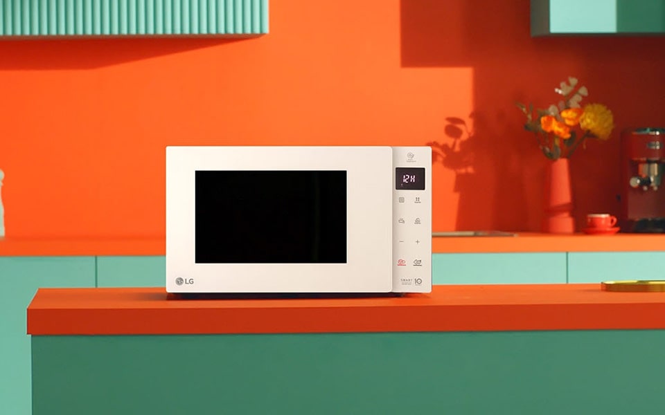 How to Clean Microwave LG UAE