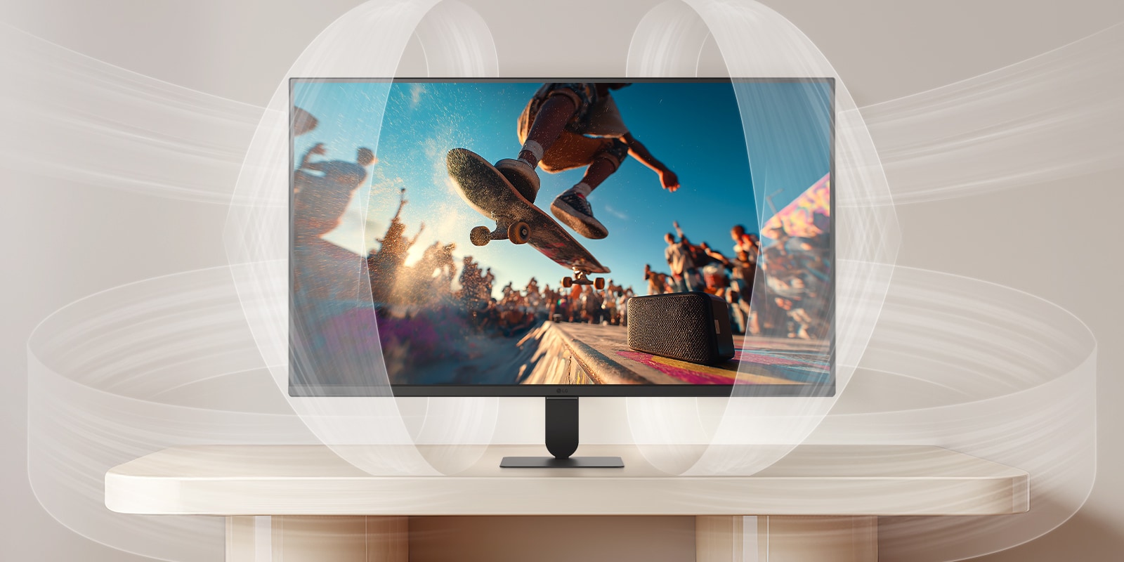 شاشة LG Smart Monitor تعرض تقنية AI Sound Pro من خلال مشهد حفل موسيقي سينمائي على الشاشة، مما يسلط الضوء على تحسين الصوت الغامر، ووضوح الحوار، والأداء الصوتي المتوازن لتجربة ترفيه منزلية محسّنة