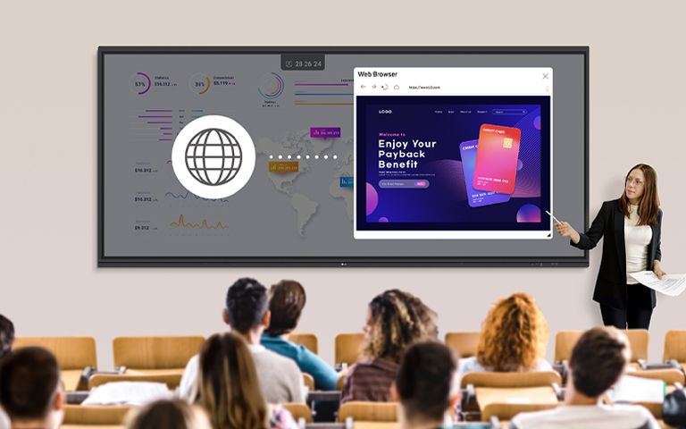 أثناء المحاضرة، يستخدم المعلم ميزة متصفح الويب المدمج في برنامج لوحة الكتابة، ويبحث عن المعلومات الضرورية في الوقت الفعلي.