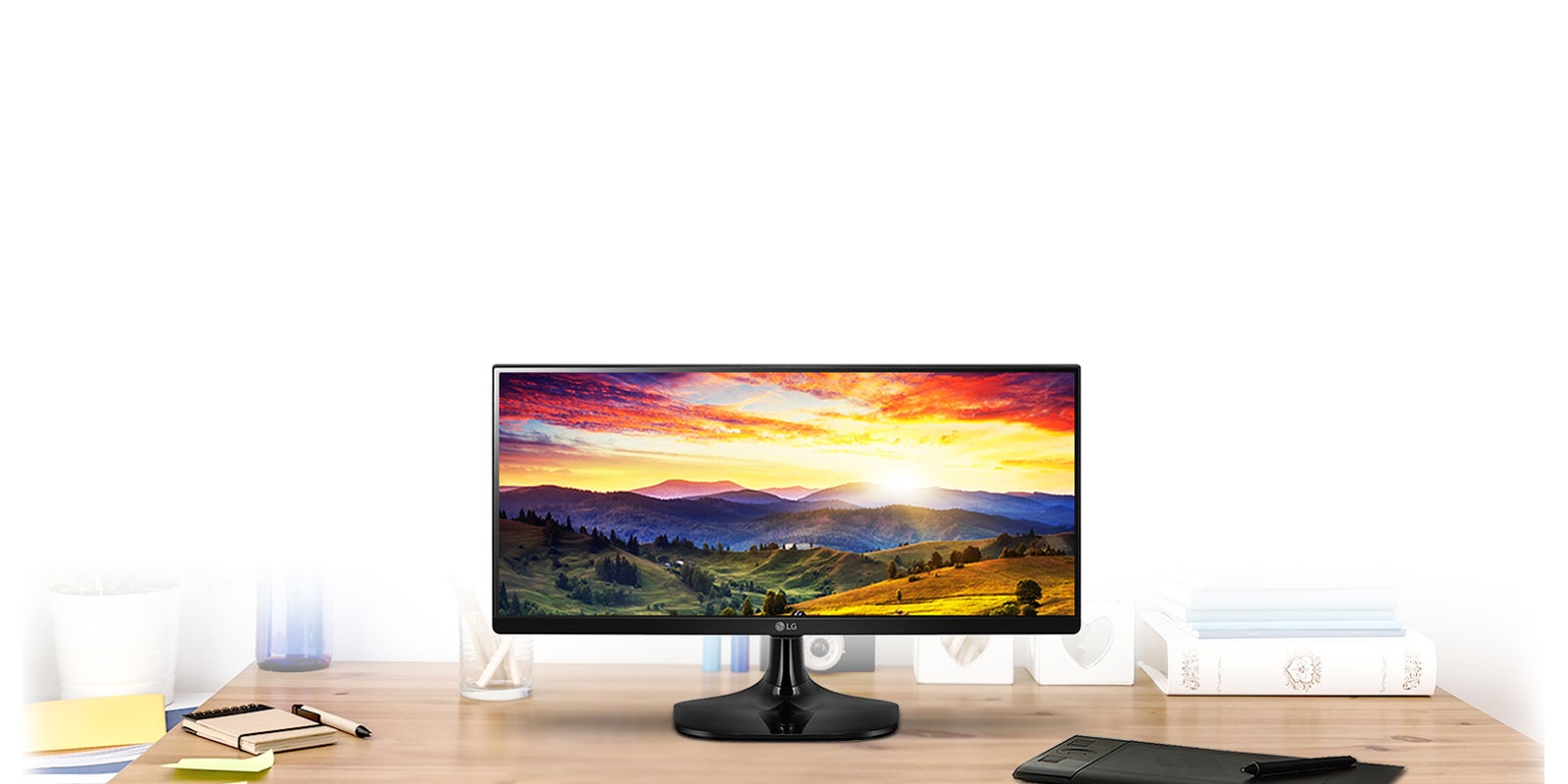شاشة فائقة العرض والوضوح UltraWide™ FHD بنسبة  21:9 بتقنية IPS Display1