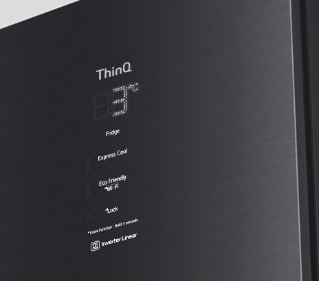 تظهر أزرار العرض المعدنية باللمس في الصورة مع تسمية "شاشة معدنية تعمل باللمس".