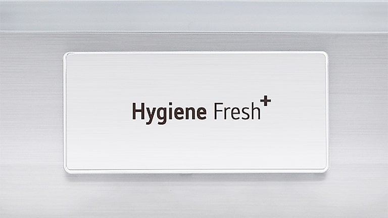 عرض مقرّب لفتحة التهوية الخاصة بتقنية Hygiene Fresh⁺ داخل ثلاجة LG متعددة الأبواب.