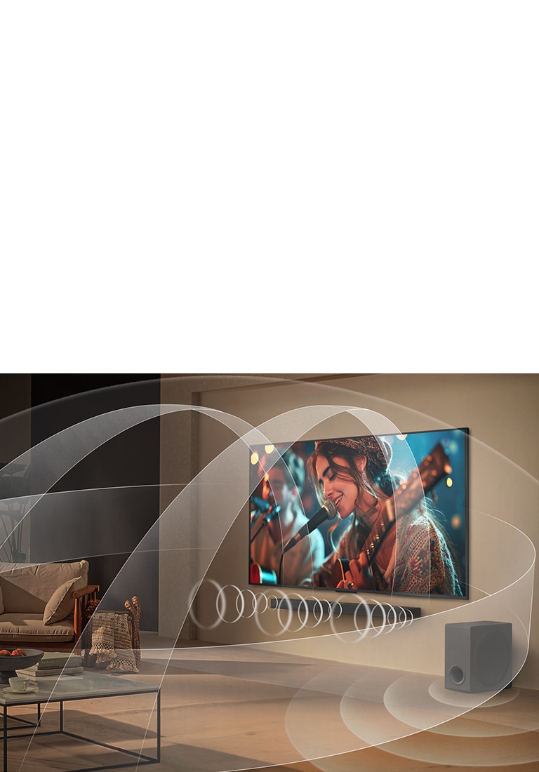 غرفة معيشة مع تلفزيون LG QNED TV ومكبر الصوت LG Soundbar مع رسومات توضح كيف يملأ كلا الجهازين المساحة بصوت متعدد الأغراض.