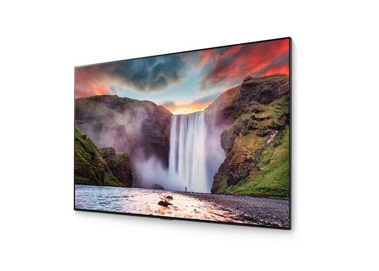 تلفزيون OLED يعرض شلالاً مذهلاً ومناظر طبيعية جميلة (تشغيل الفيديو)