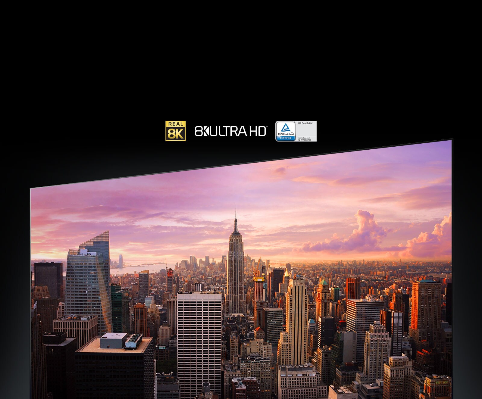 عرض بانورامي لمدينة نيويورك على شاشة التلفزيون