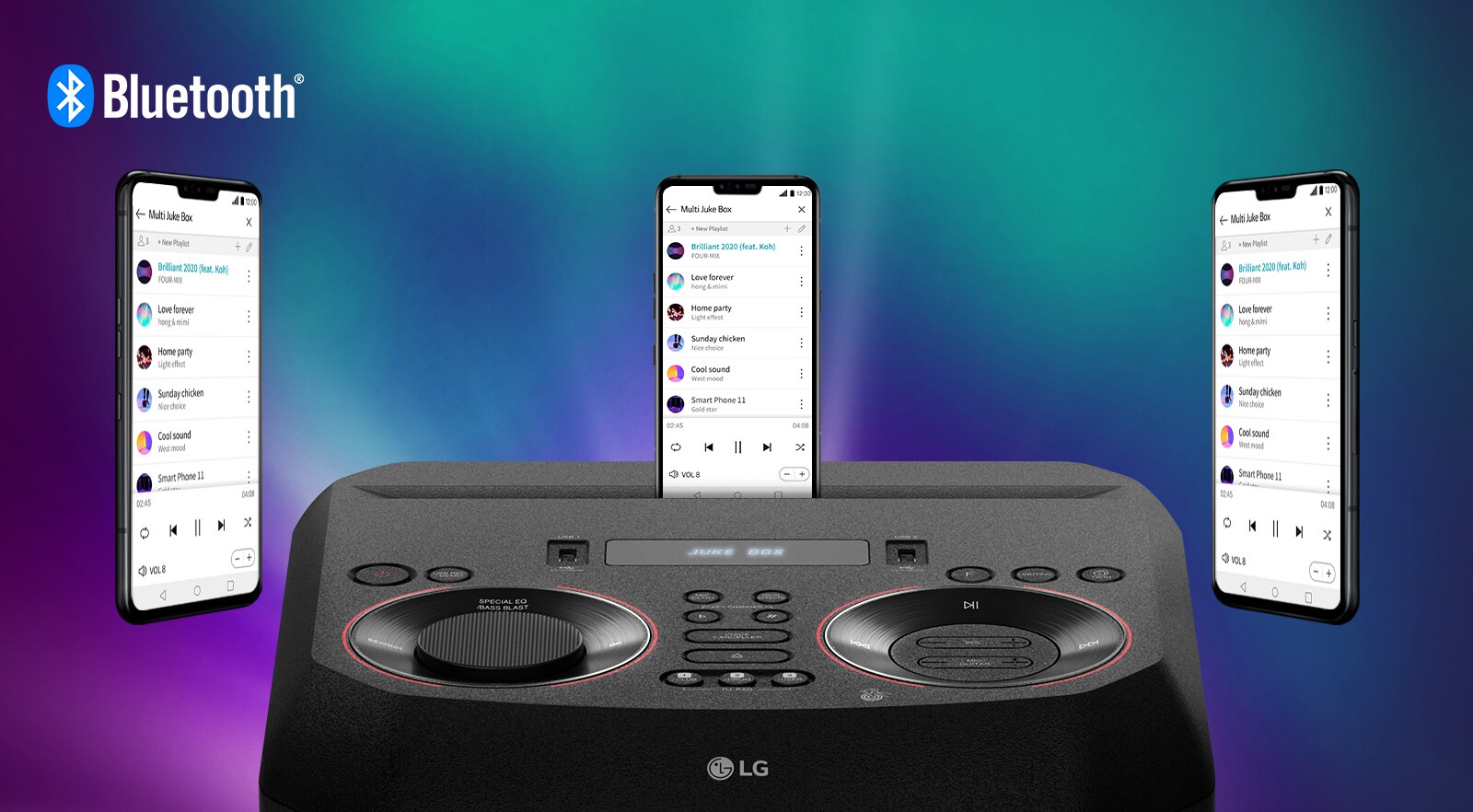 صورة يظهر بها هاتف ذكي على جهاز XBOOM من إل جي مع وجود هاتفين ذكيين آخرين حوله. شعار البلوتوث في الزاوية اليسرى العلوية.