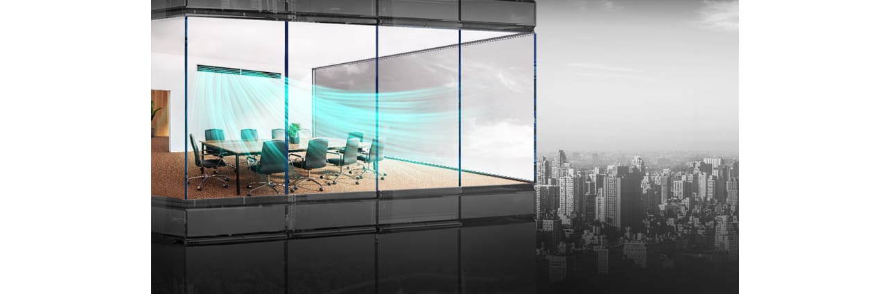 صورة توضح إحدى قنوات السقف من إل جي المخفية داخل إحدى غرف الاجتماعات