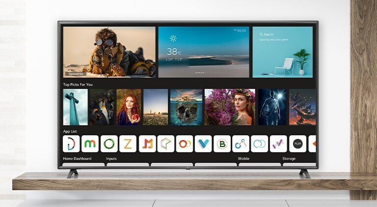 التلفزيون يعرض الشاشة الرئيسية بمحتويات مختلفة.