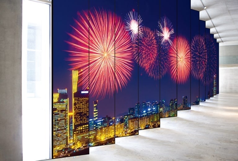 مشهد من القرميد مع منظر غامر