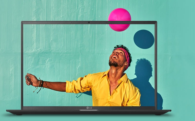 DCI-P3 99% (قياسي) مجموعة كبيرة من الألوان*