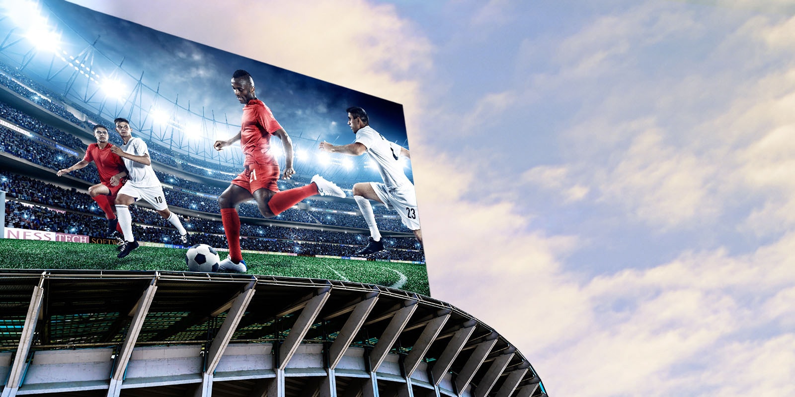 D01_ID_LED-Signage-Outdoor_hero_01_M02_Stadium_1521097613637_1557128081655