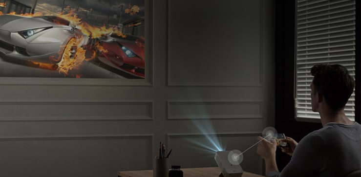 التوصيل والمشاهدة بكل سهولة .LG MiniBeam