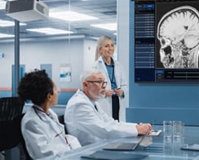 مشاهد لاستخدام LG ProBeam في المستشفيات.	