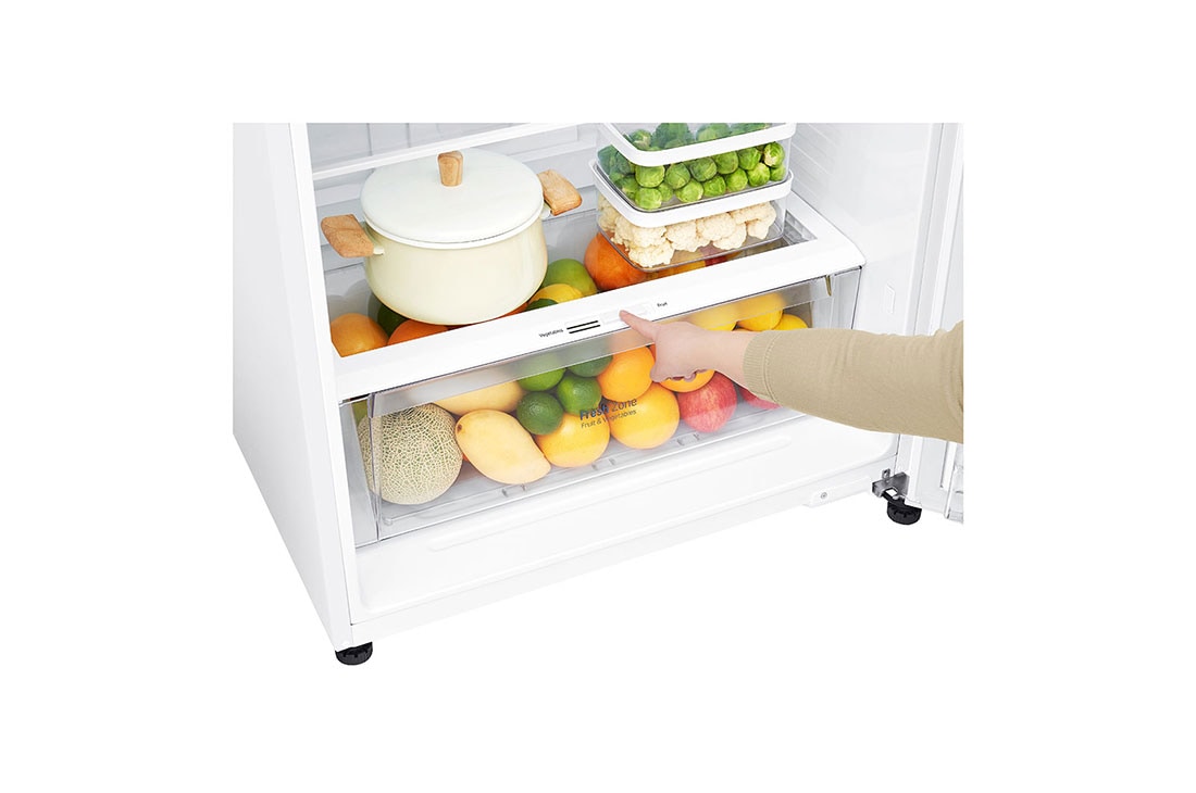 LG ثلاجة بمجمدة علوية، أبيض ناصع، ضاغط طولي عاكس، تقنية ™⁺DoorCooling، تقنية ™+HygieneFRESH، تقنية ThinQ, GN-C660HQCU, thumbnail 4