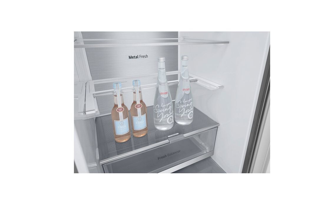 LG ثلاجة NatureFRESH™ بسعة 344 لترًا مع تقنيات LinearCooling™ وDoorCooling+™ وضاغط Smart Inverter™ وتقنية Metal Fresh™ باللون الفضي الأنيق, drawer detail, GR-B459FMFW, thumbnail 9