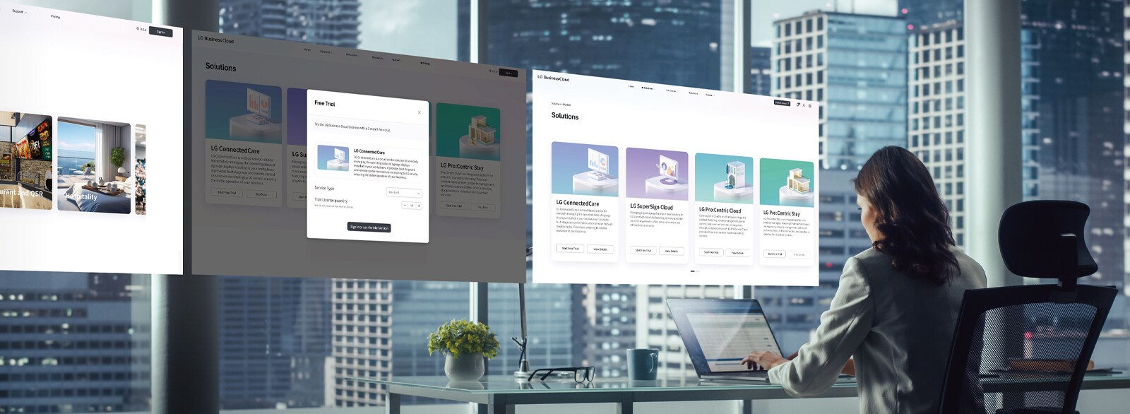 تُظهر هذه الصورة مشهدًا لمسؤول يدير حلاً على كمبيوتر محمول، مع ظهور صفحات مختلفة لموقع الحل أعلاه.