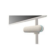 LG مكبر صوت محمول لتلفزيون StanbyMe مع صوت محيطي بتقنية WOW Orchestra من إل جي, تقريب للزاوية بزاوية 45 درجة مع السماعة المرفقة بإضاءة مزاجية باللون الأخضر النعناعي المرفقة بـ LG StanbyME., XT7S, thumbnail 7