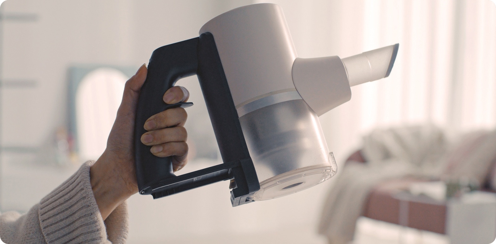 راقب استخدام الطاقة من خلال إشعارات LED سهلة الاستخدام ثم قم بتغيير البطارية2) بلمسة زر. 