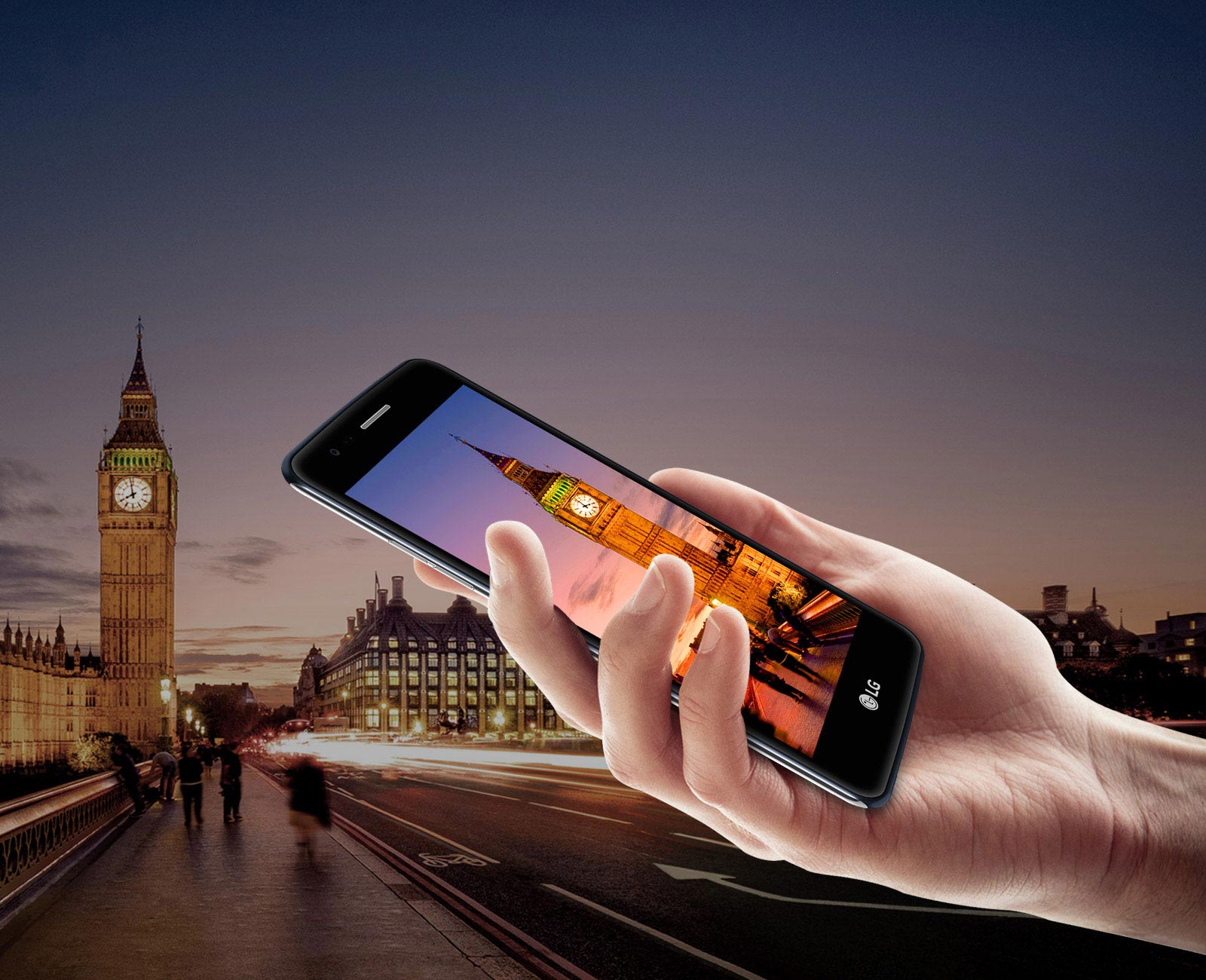 5.0" HD In-cell Touch Display with 2.5D Arc Glass1