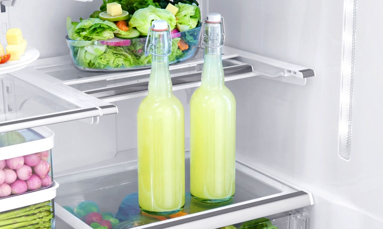 Retractable Shelf to store Tall items2