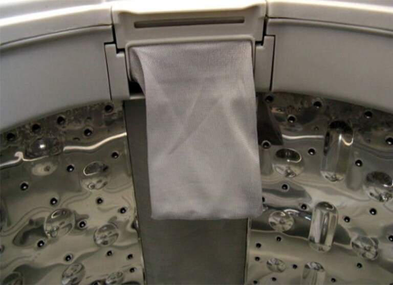 LG Twin Tub Washing Machine 12kg, Blue White, Roller Jet Pulsator, Wind